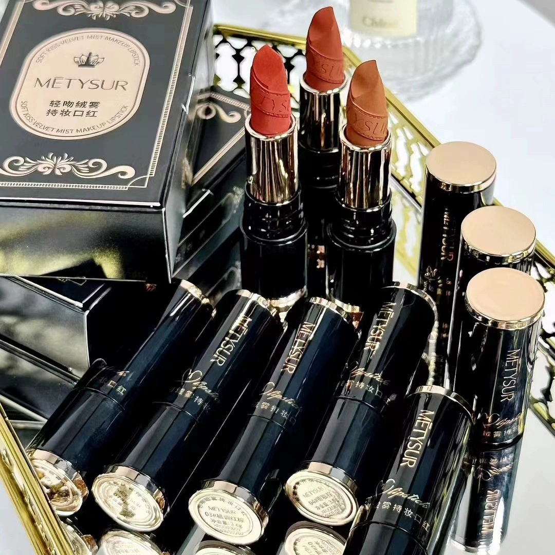 Meitixiu Light Kiss Velvet Mist Стойкая текстура губной помады Шелковистая гладкая Легко окрашивается Отбеливающий цвет 6036