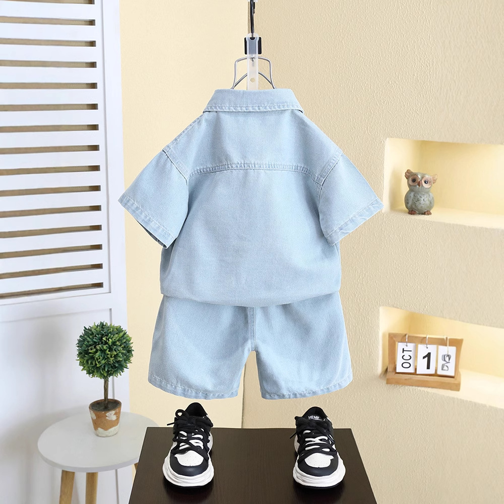 8088 traje de verano para niños 2025 nuevo traje de manga corta de mezclilla de moda para niños ropa fina de verano para bebés