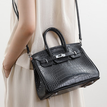 ���Sֱ�N�{�~�y��ɫ�K����ļ��¿�Ůʿ������������ٴ�μ��