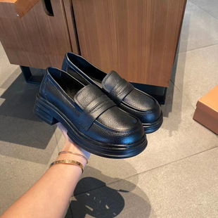 �羳�WL�� ���СƤЬŮ�͹�Ӣ���L����Ь����ָ���ϵ�Ʒ���ɫ