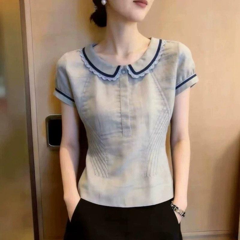 Commuter-style doll collar short-sleeve shirt for women, 2026 summer new model, gray lace trim, youthful and stylish top