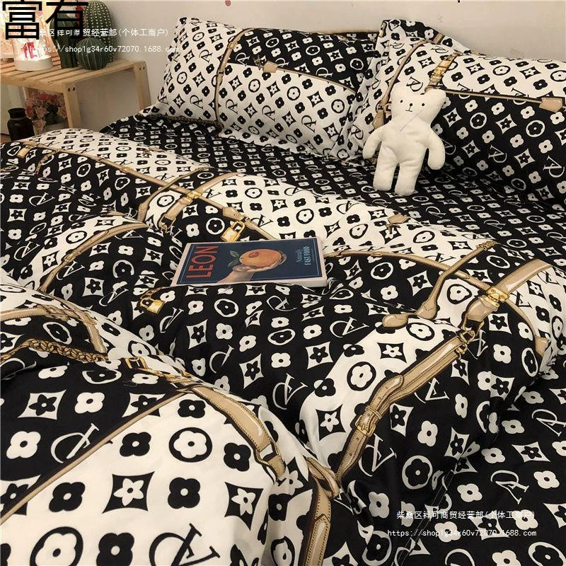 Модный комплект постельного белья в стиле интернет-знаменитостей: черный четырехкомпонентный пододеяльник для двухъярусной кровати в студенческом общежитии, простой трехкомпонентный набор.