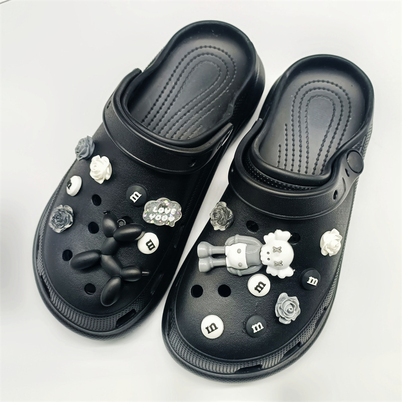 New Hole Shoes Beach Diy Decorative Cartoon Cute Flower Shoe Buckle Accessories display picture 3