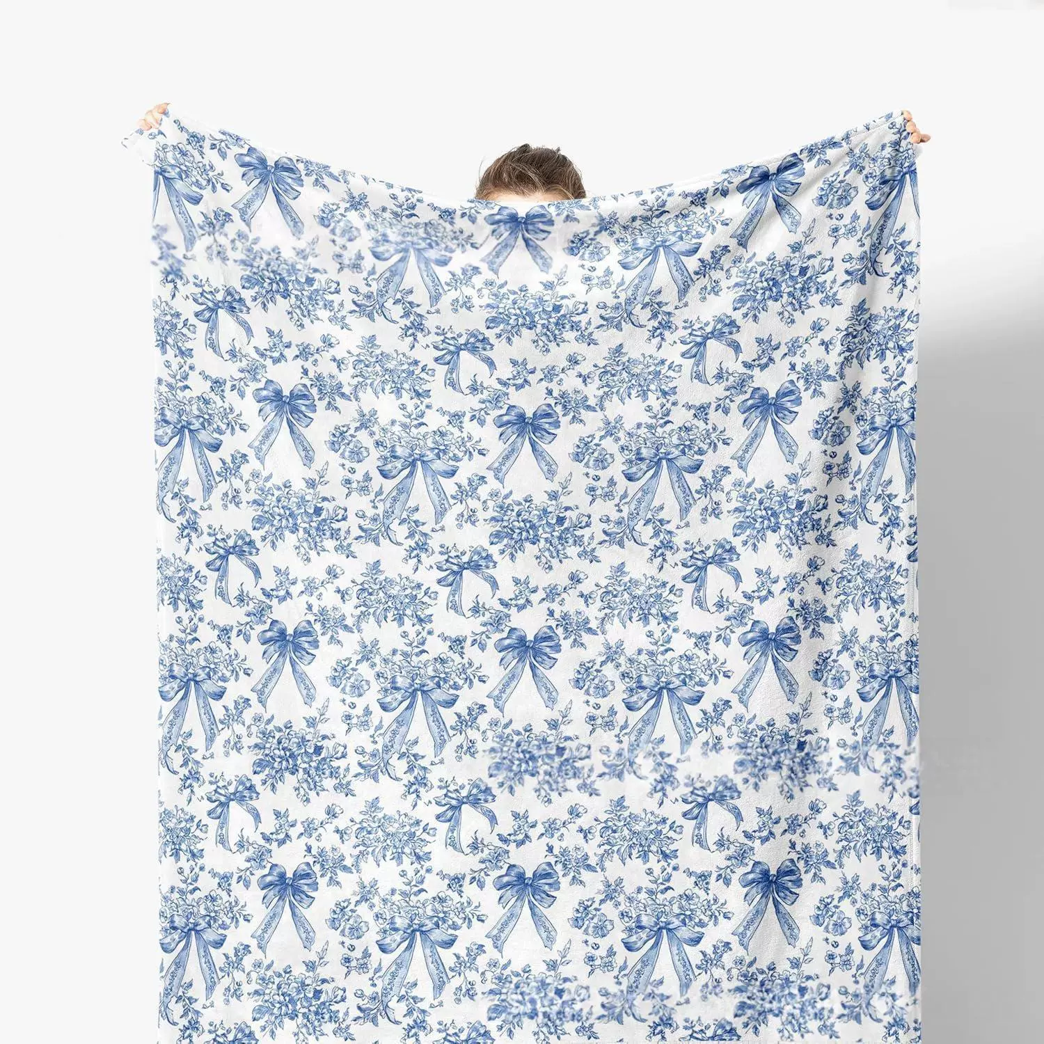 亚马逊新款法兰绒毛毯卡通印花盖毯礼品双层加厚双面空调毯子批发