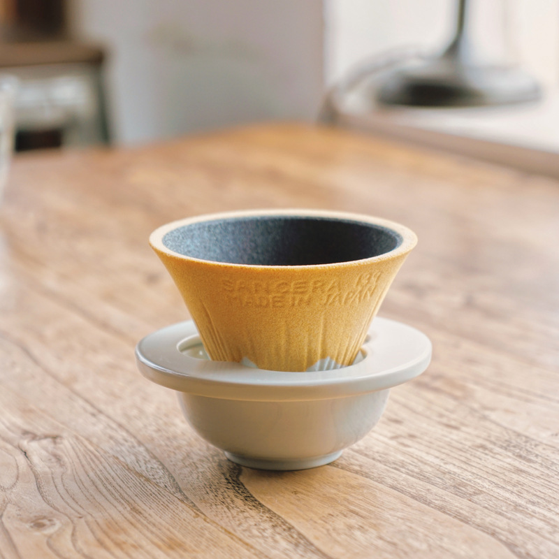 日本富士山手冲咖啡滤杯陶瓷免滤纸过滤器漏斗式分享壶