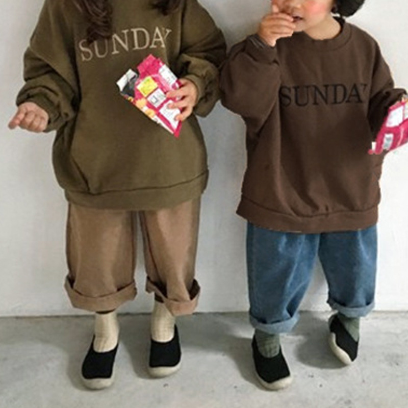 Primavera y otoño estilo coreano ropa para niños nuevo suéter niños y niñas estilo coreano carta cuello redondo moda padre-niño desgaste manga larga Top T