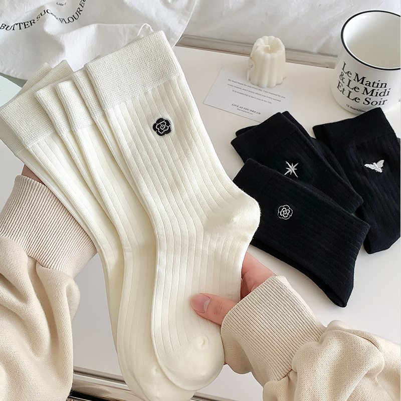 White socks women's mid-calf cotton socks spring and autumn Net red socks Camellia stockings trendy preppy style all-match pile socks
