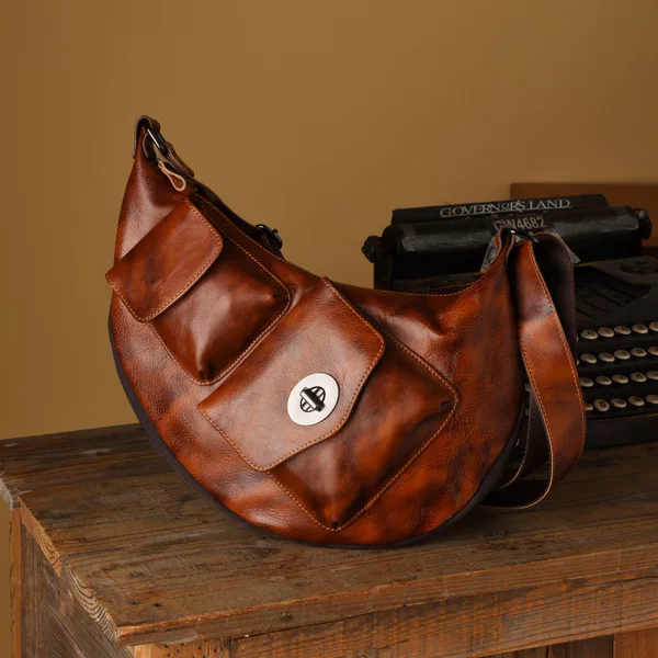 2026 New Model Vegetable-Tanned Leather Chest Bag, Genuine Leather Men's Bag, Large Capacity Crossbody Bag, Men's Vintage Fashion Chest Shoulder Bag