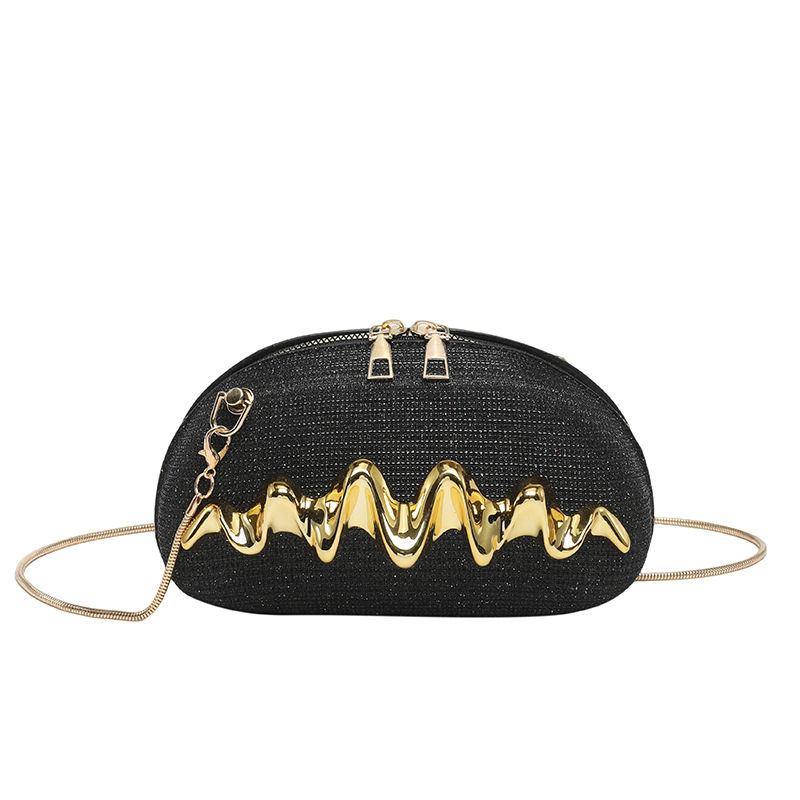 Bolsas de moda europeas y americanas de personalidad para mujeres verano 2026 nueva moda cadena bolsa de cena de moda moda moda bolsa de hombro de tramo inclinado