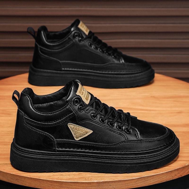2026 invierno nuevo estilo de botas Martin de alta calidad, moda para hombres, zapatos de cuero casuales con suela gruesa, zapatos de skate para hombres