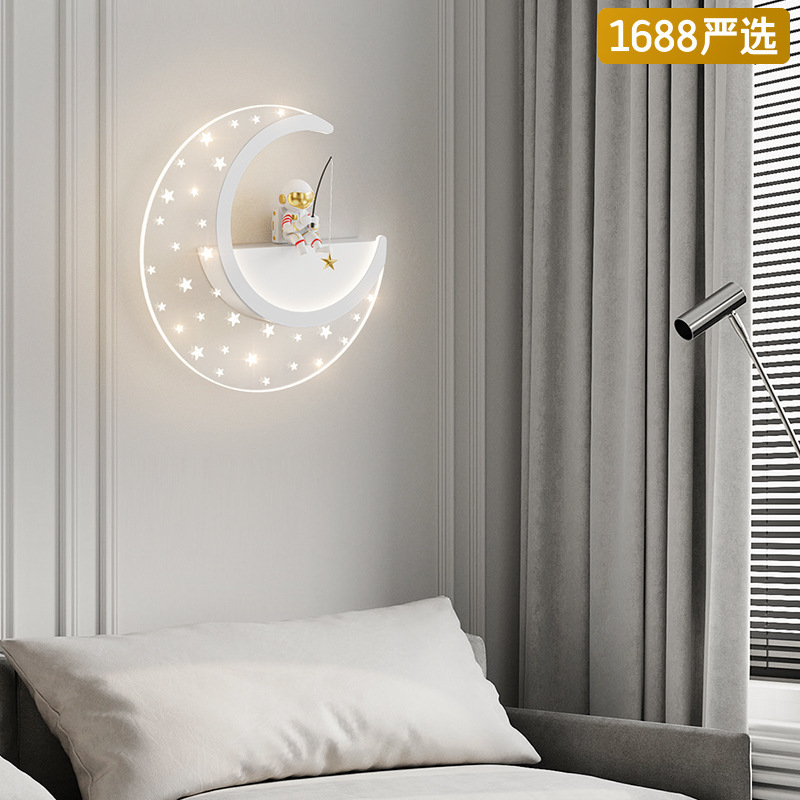 Creative sconce for children's room