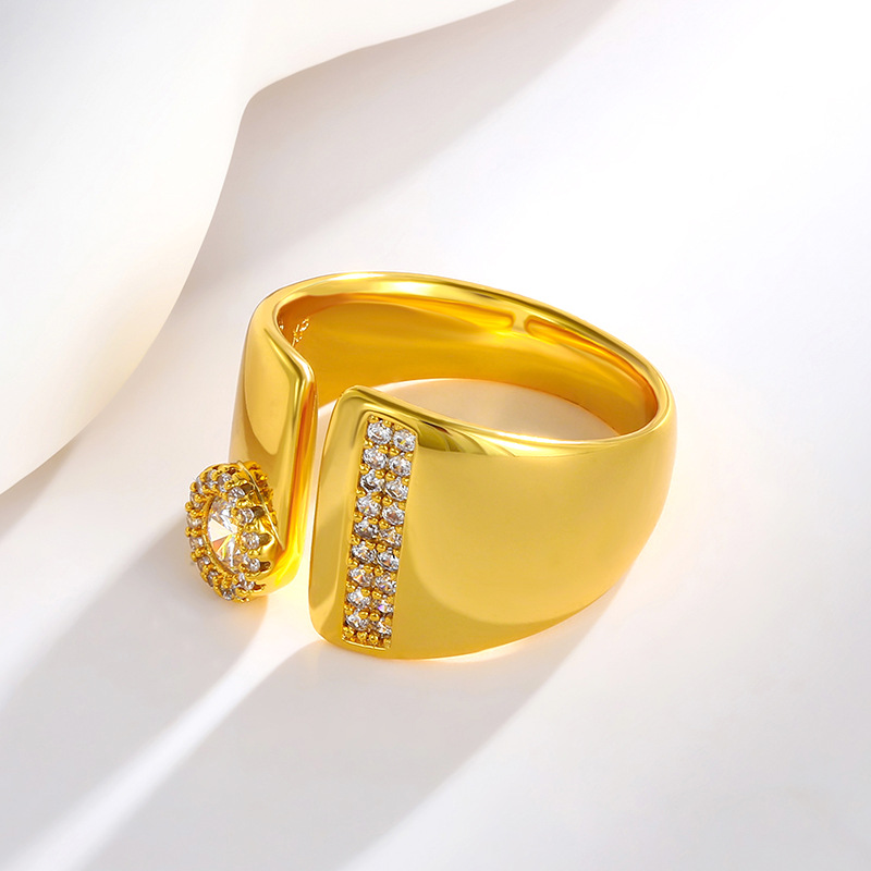 Xuping joyería ligera de lujo anillo geométrico de nicho diseño anillo de moda Europa y América transfronterizas joyería temperamento simple al por mayor