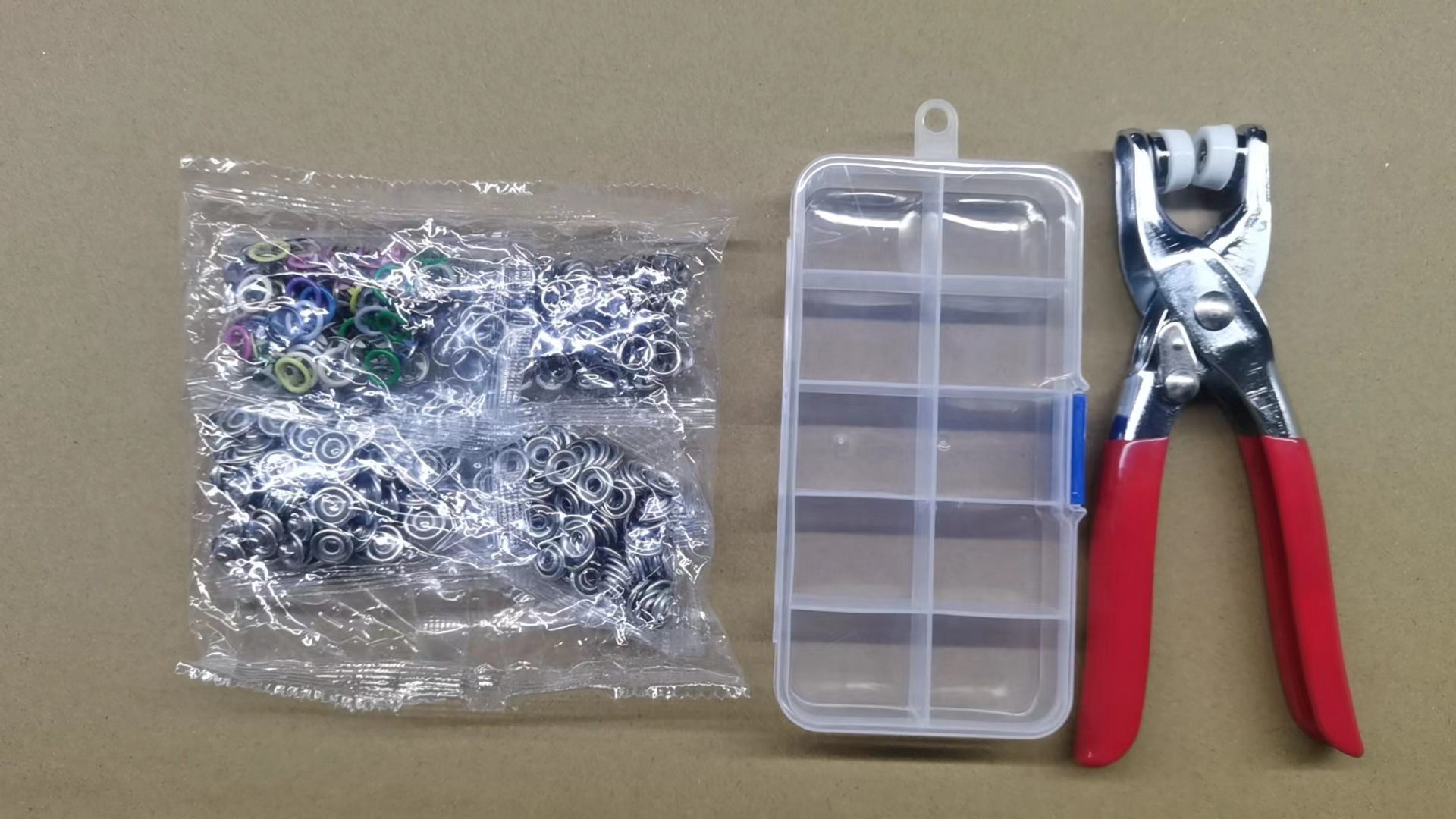 Alicates de metal + 50 sets de color hebilla hueca + caja