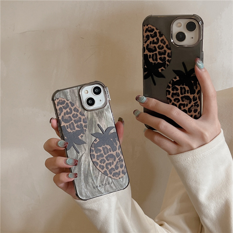 Ins personalidad creativa estampado de leopardo fresa para iPhone13 funda para teléfono móvil 16ProMax Apple 14P nuevo 12 mujeres