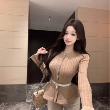 韩系气质纯欲风收腰钻扣针织开衫女秋冬季荷叶边喇叭袖修身性感