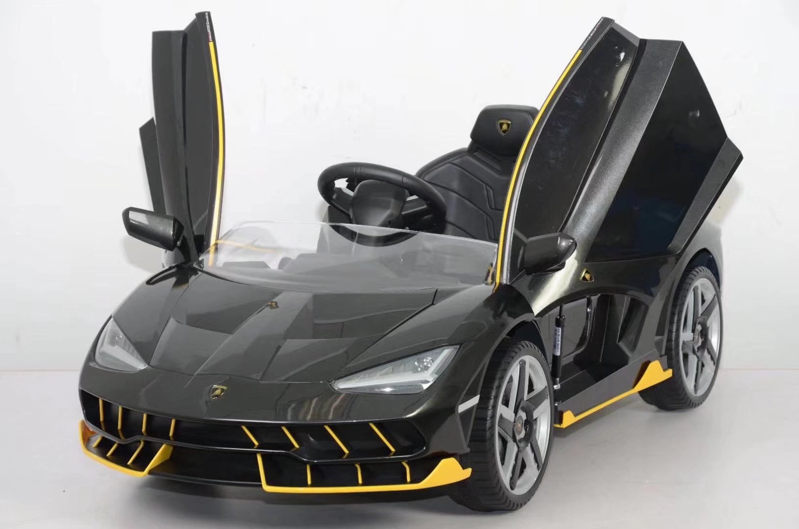 Coche eléctrico infantil con mando a distancia, 4 ruedas, asiento para niños, juguete educativo