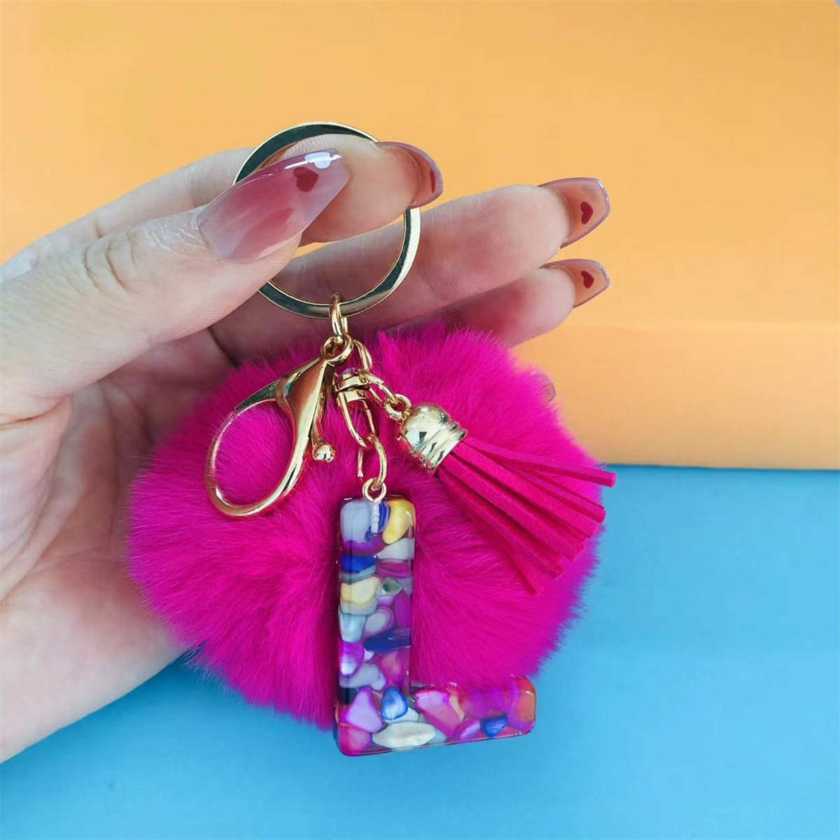 32g Weight Bag Pendant, Keychain Classification 1 Piece Quantity Holiday, Party Occasion Resin Material Letter, Hairball Pattern Unisex Gender Simple Style, Commute Style Simple Style Commute Letter Hairball Resin Unisex Bag Pendant Keychain 7