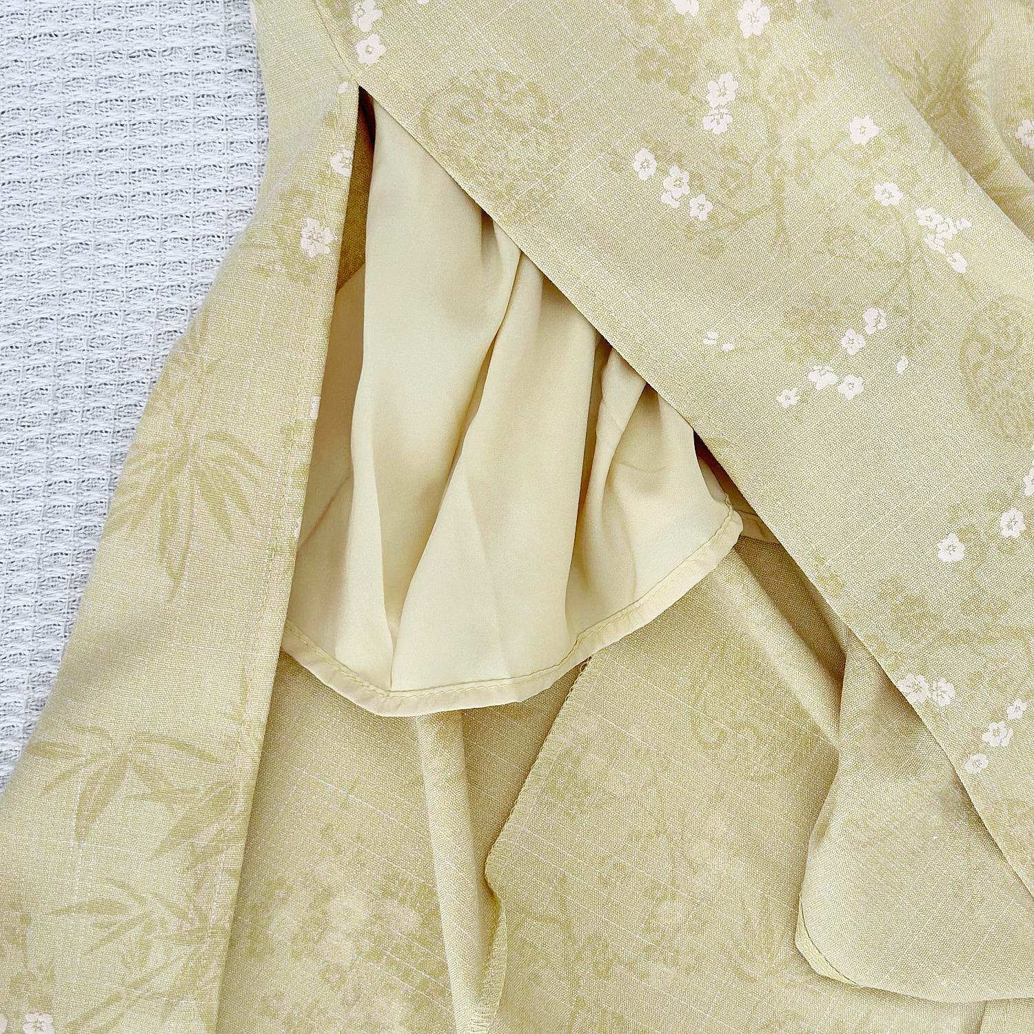 Like New, Modern Chinese-style Jacquard Improved For Women, Stunning Summer Cheongsam With A Collared Waist-cinching_ecoleips.com