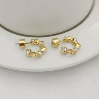 欧美时尚轻奢镶嵌字母 爱心 五角星造型耳环个性精美简约金属耳饰
