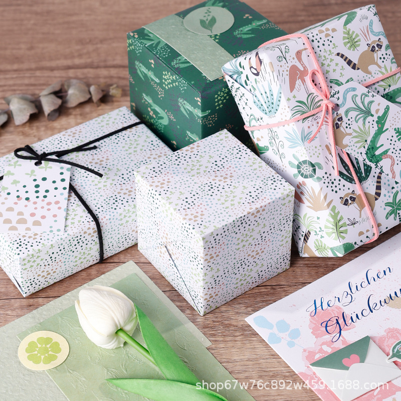Transfronterizos para aventuras en la selva, papel de embalaje, fiesta de cumpleaños, vino de luna llena, leopardo, cocodrilo, selva tropical.