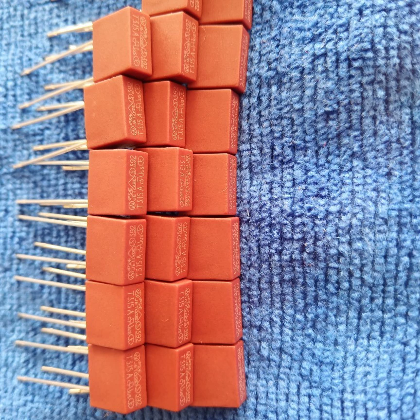 Производители производят 392 квадратных предохранителей T1-T15A медленно взламывающаяся предохранительная трубка Предохранителя оптовая продажа