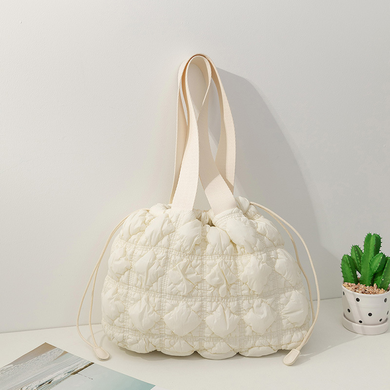 Corea del Sur nueva moda nube bolsa rombo hacia abajo de compras de gran capacidad bolso de hombro de las mujeres bolsa de las axilas