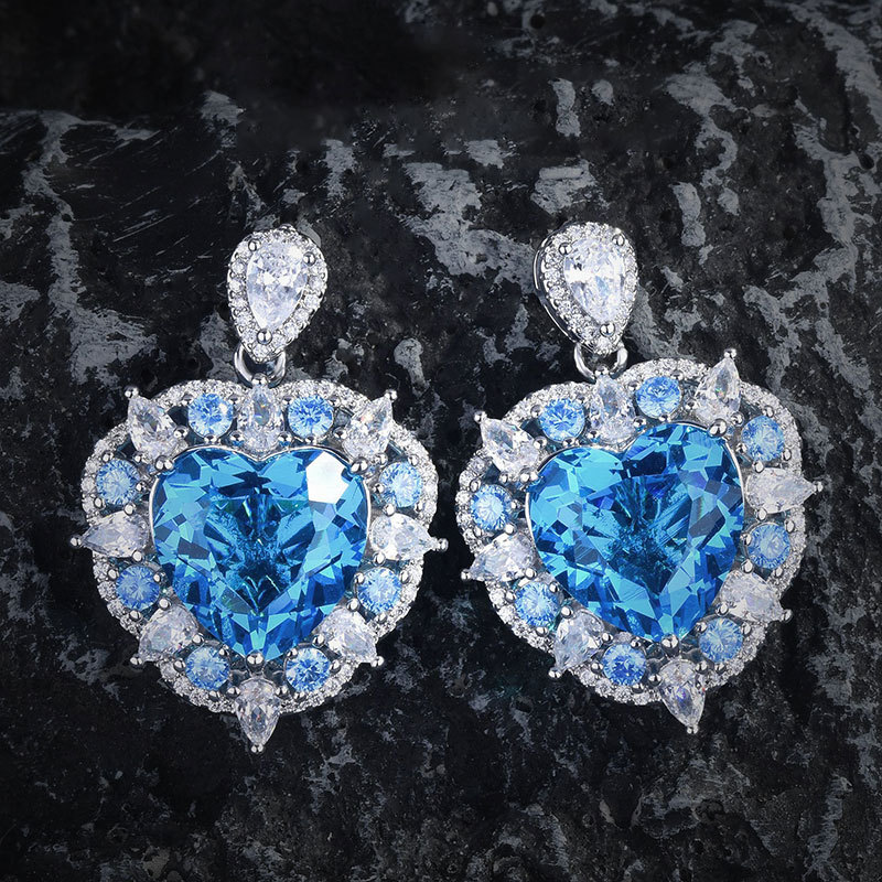 海蓝钻爱心耳钉【一对价】