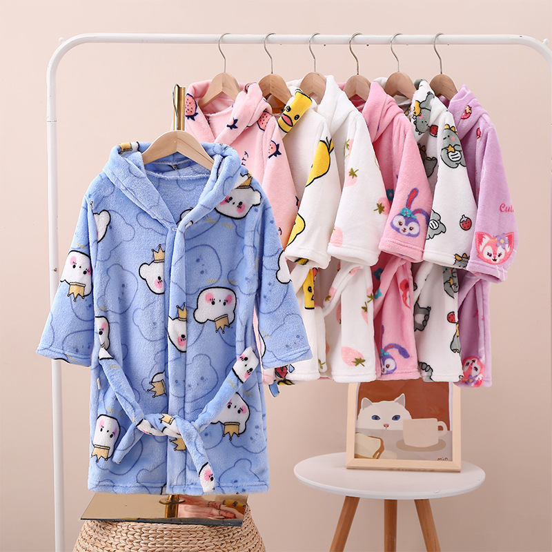 Children's nightgown flannel bathrobe children's coral fleece cartoon home wear boys and girls autumn and winter Four Seasons bathrobe Children's nightgown flannel bathrobe children's coral fleece cartoon home wear boys and girls autumn and winter Four Seasons bathrobe