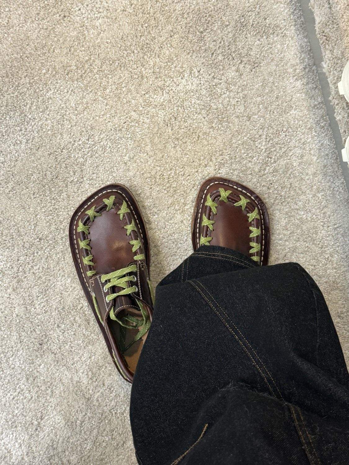 ShoeVault Derby-Schuhe für Damen und Herren, lässige, trendige Lederschuhe mit quadratischer Spitze im britischen Stil, Pendler-Nischen-Webdesign im Retro-Stil_voghion.com