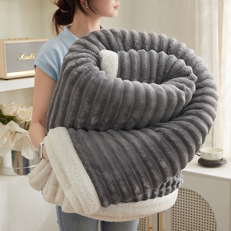 Comercio exterior amazonas gruesa manta de cordero de peluche cálida sofá de peluche siesta manta de peluche fría