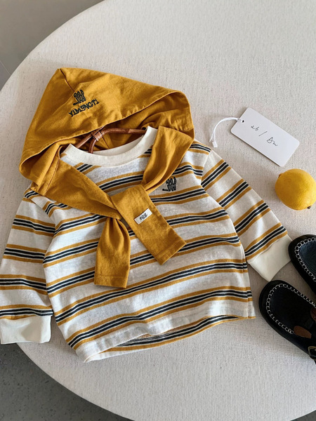 Children's autumn T-shirt