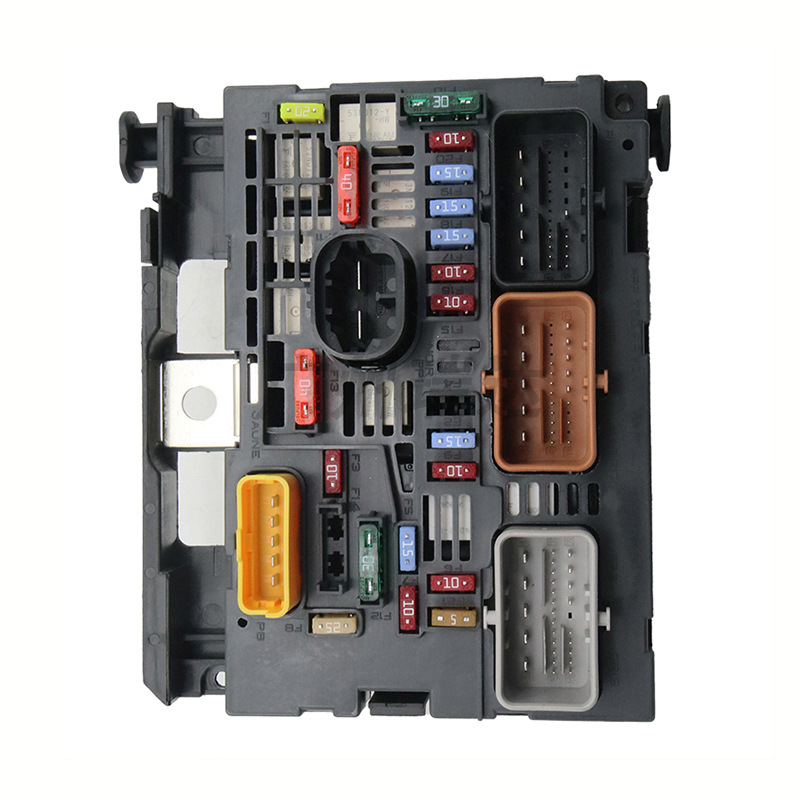 Caja de fusibles 9809742880 para Renault Peugeot Citroën 307 Sega Triumph 408