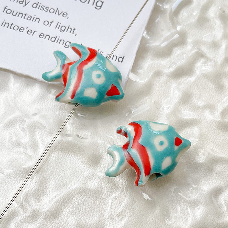 5g Weight Pendant Jewelry Making Type DIY Jewelry Accessories Classification 1 Piece Quantity ceramics Material Fish Pattern Simple Style, IG Style Style 1 Piece Ceramics Fish DIY Jewelry Accessories Pendant 8