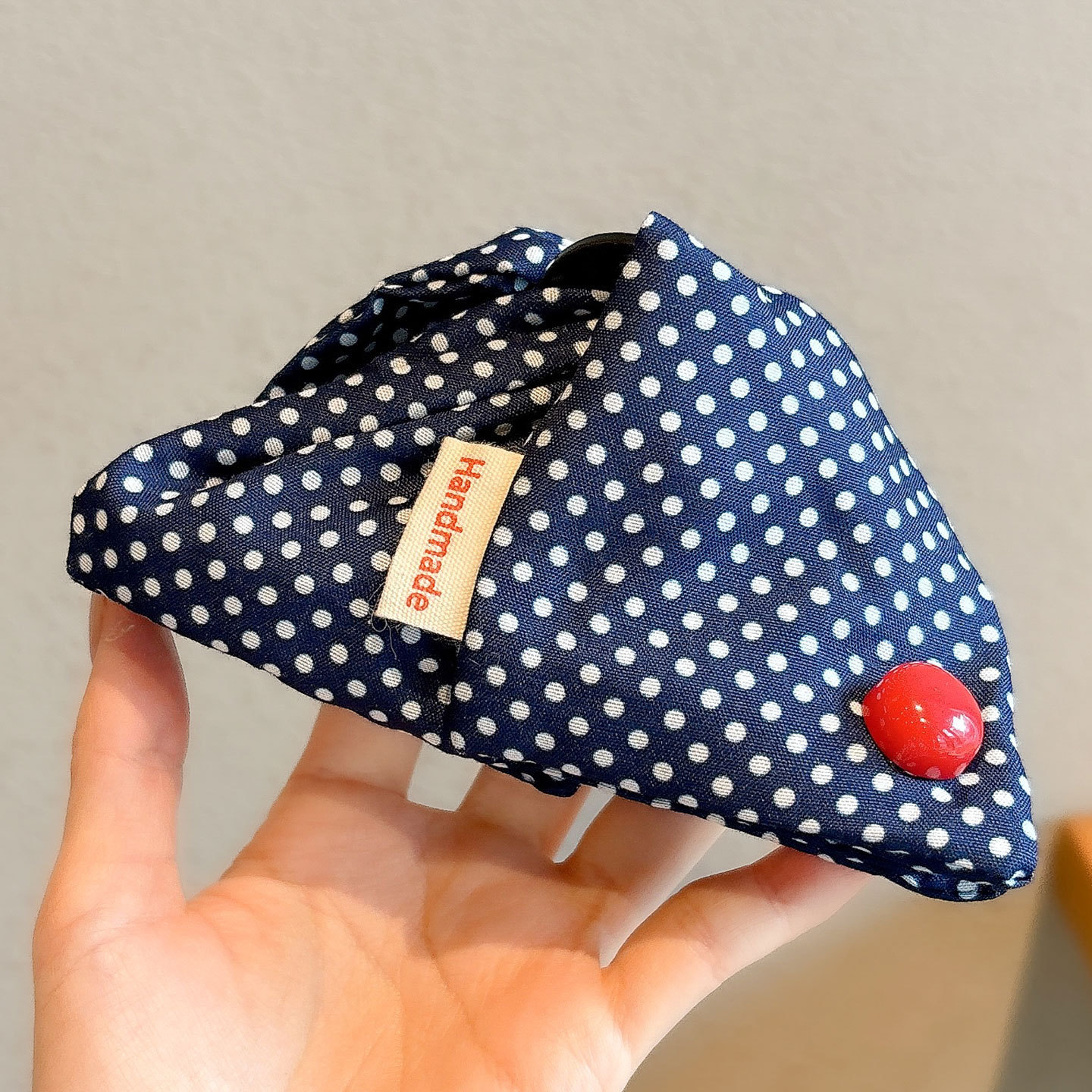 Elegante retrógrado leopardo triángulo clip de agarre mujer 2025 nuevo clip de cabello de cabeza de tiburón clip de cabello adornamiento para el cabello