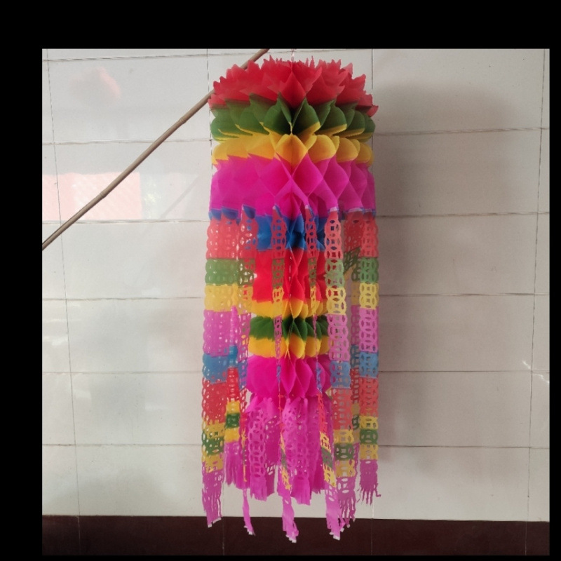 150# Lotus Hundred Wealth String 136 cm high