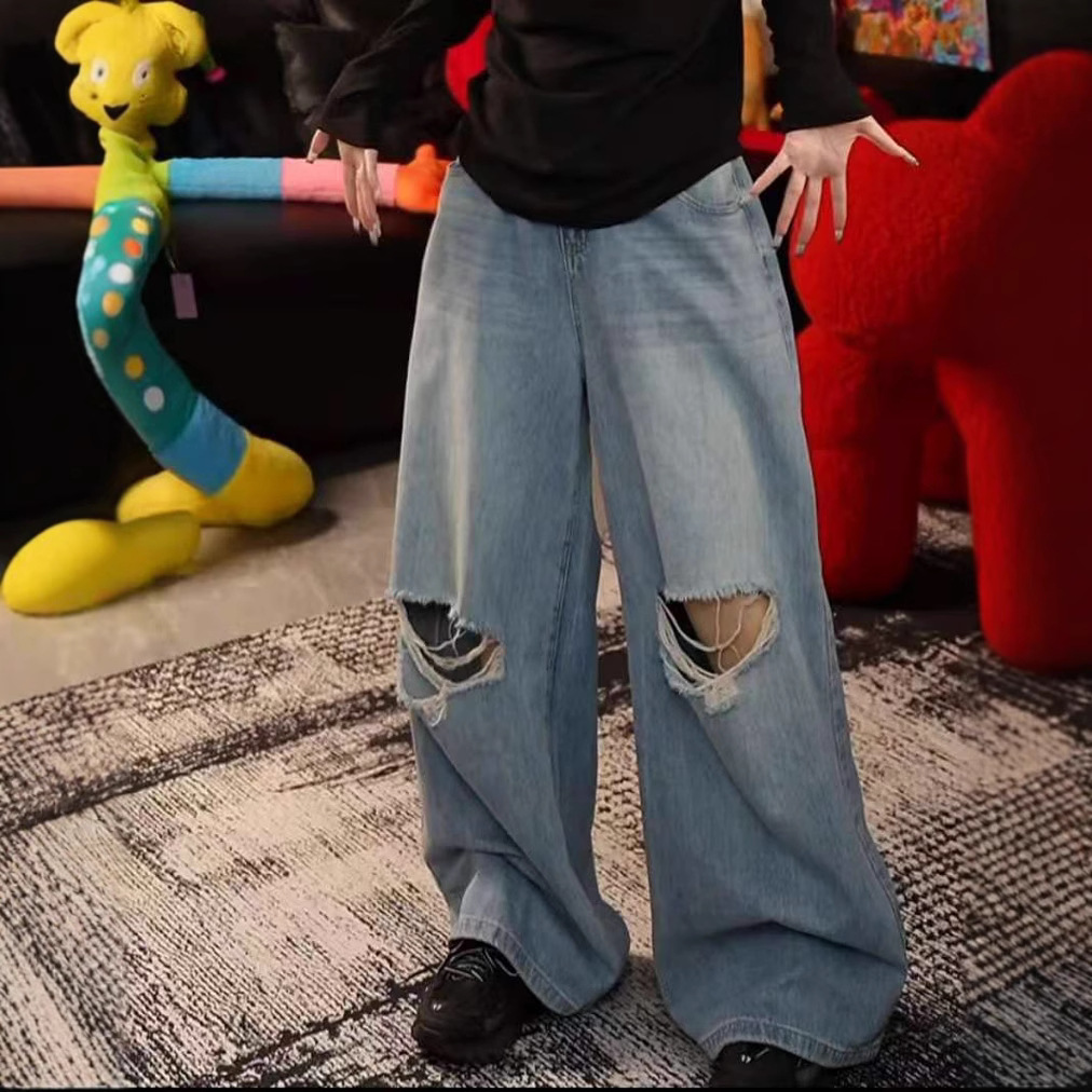 2025新款破洞牛仔裤女高腰显瘦设计百搭直筒宽松常规司机款式搭配