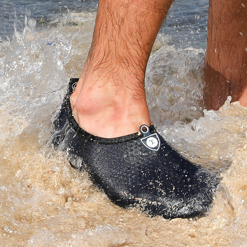 Zapatos de playa de suela blanda, zapatos casuales, zapatos de vadeo transpirables, zapatos de interior para hombres y mujeres, zapatos de natación, zapatos de salto de suela blanda, comercio al por mayor de fábrica