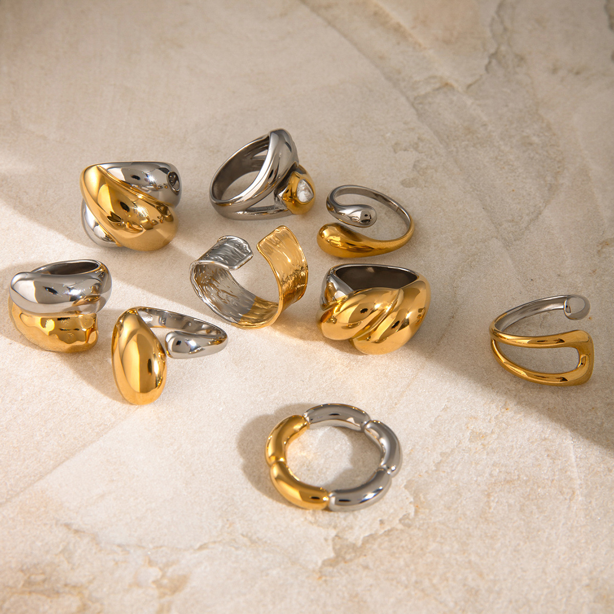Wanxing joyas transfronterizas oro y plata de dos colores galvanoplastia simple anillo retrógrado anillo francés joyas de mano anillo brillante