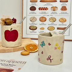 見栄えの良い手描きセラミックハンドカップ、クリエイティブな立体的なかわいいパターンのコーヒーカップ、マグカップ、ギフトカップ