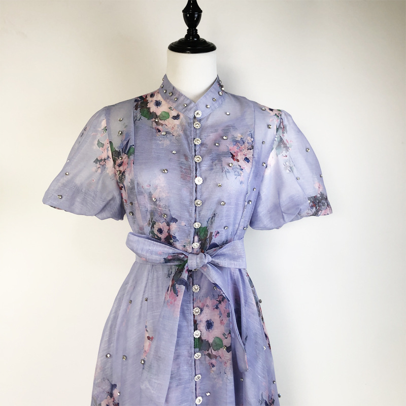 Đầm maxi nữ thắt eo cổ đứng tay lồng đèn đính đá phong cách Pháp — Màu trơn xanh lam, Màu trơn trắng, Hoa xanh da trời, Hoa hồng đậm chi tiết 92