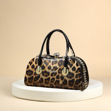 欧美复古亮面雅致女式手提包新款跨境专卖爆款单肩手提包厂家代发