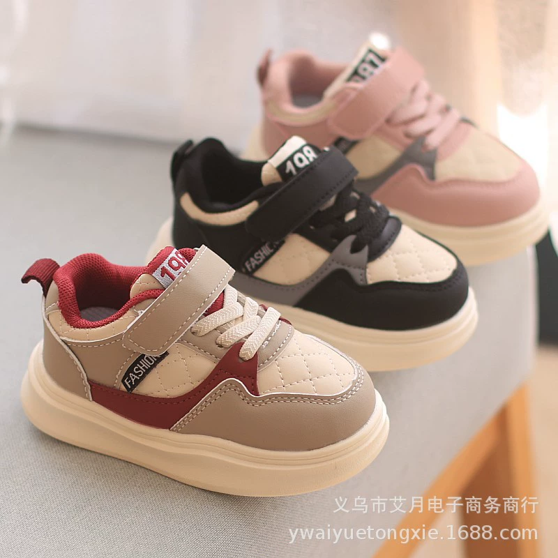 Детская весенняя и осенняя одиночная обувь для беговой дорожки для мальчиков повседневная обувь на мягкой подошве для детей