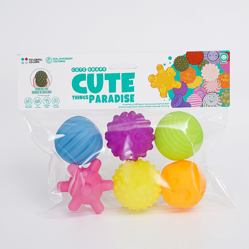 Pequeño clip color brillante