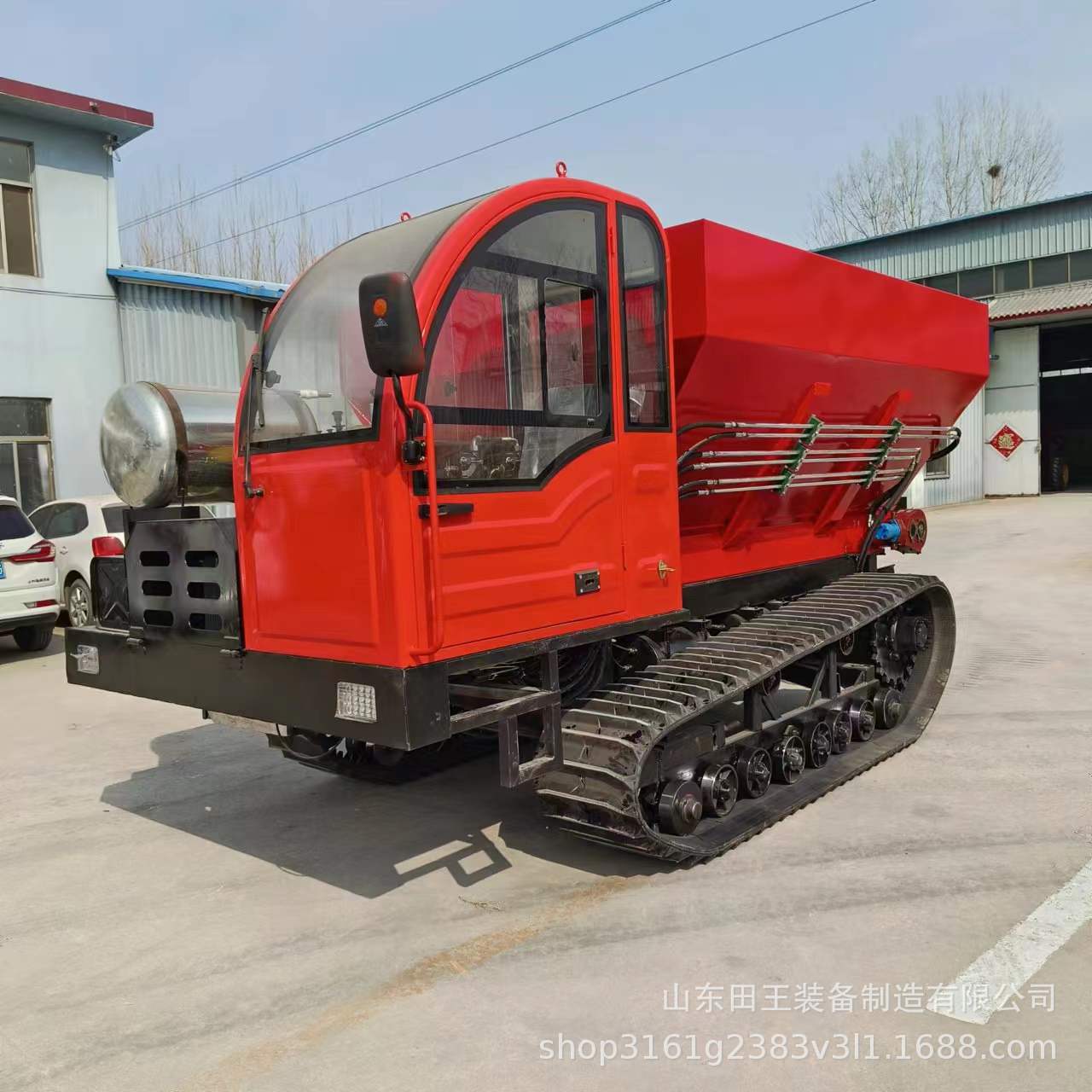 辽宁8方鸡粪履带式撒粪车撒肥机 农田固态肥自走式扬粪机撒肥车