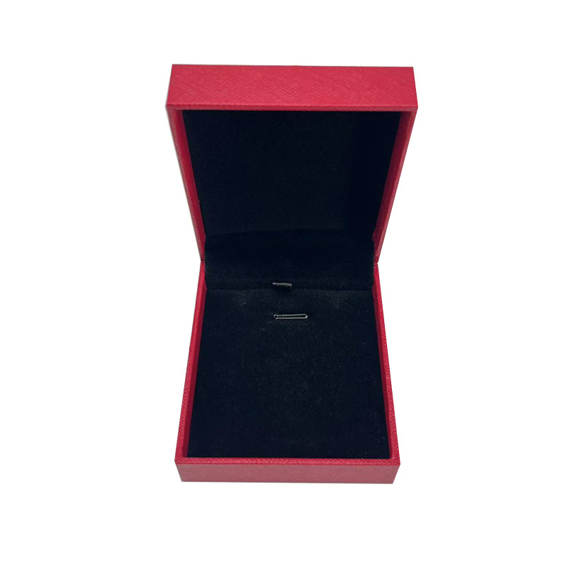 Pendant box; red diagonal checkered right-angle box