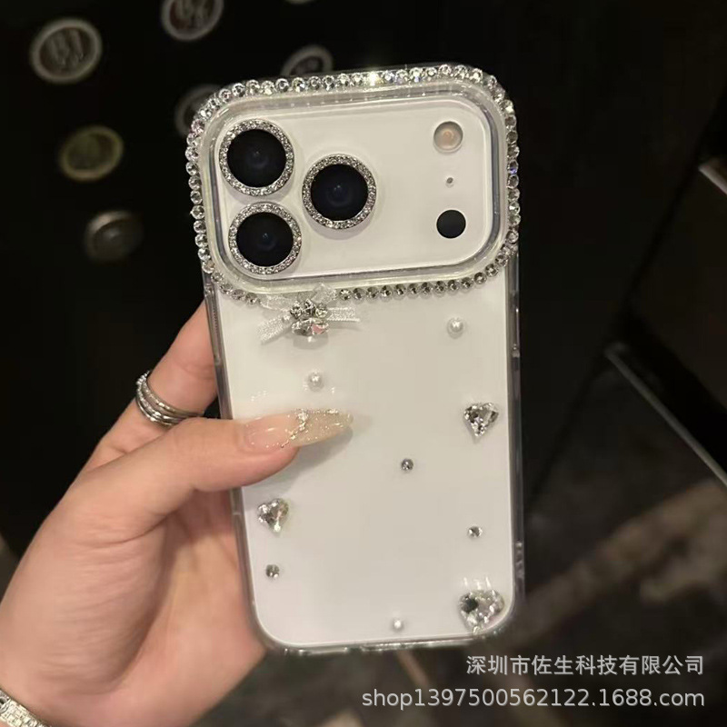 Light Luxury Sparkling Diamond Crooked Heart Diamond Suitable for Apple 17Promax Mobile Phone Case Iphone16 Anti-Fall 15 Shell 14 Rhinestone 13