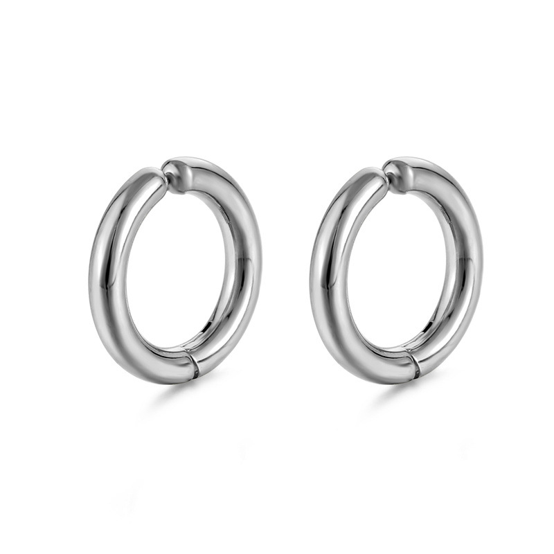 Fashion Solid Color Titanium Steel Polishing Ear Clips 1 Pair display picture 5