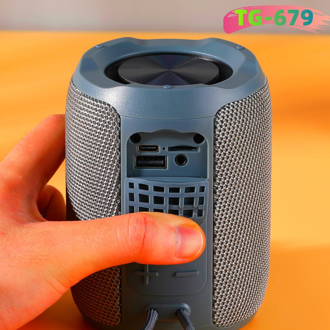 Regalos de comercio exterior transfronterizo TG679 altavoces Bluetooth inalámbricos TWS tarjeta portátil bajo pequeño estéreo al aire libre