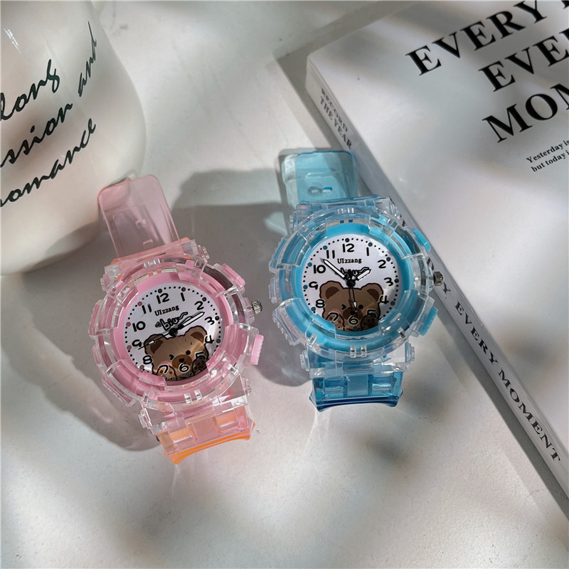 Children's Quartz Watch With Cartoon Bear Design For Students_voghion.com