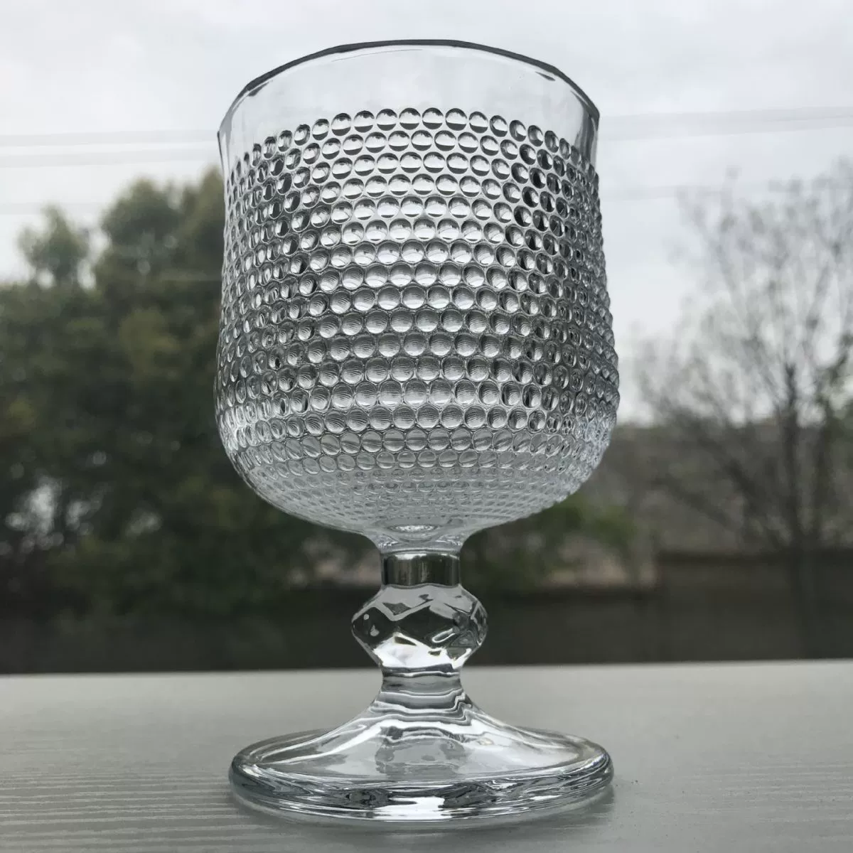 Relief -carved flower glass juice drink cup short tall cup diamond bead dot butterfly pattern European -style glass wine